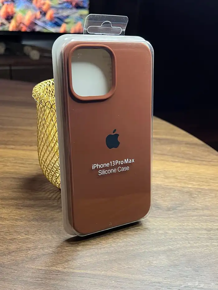 كفرات ايفون 13 سيلكون طبق الأصل بشعار آبل بسعر مميز 21