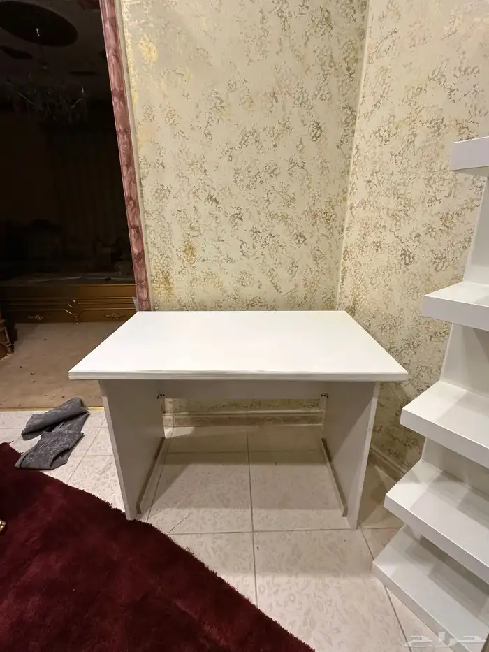 طاولة مذاكرة ورف ايكيا 0