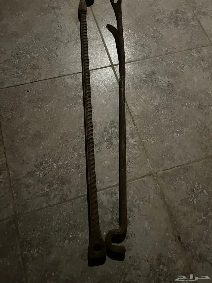 ثنايه حديد عدد 2 للحدادين المسلح 0