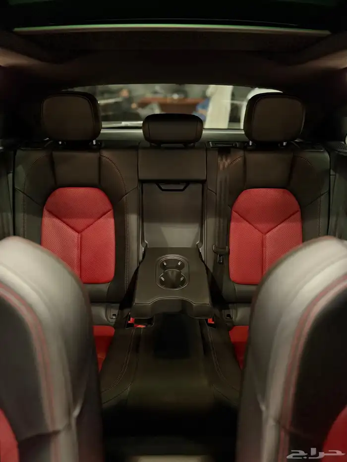 PORSHE MACAN 2018 12