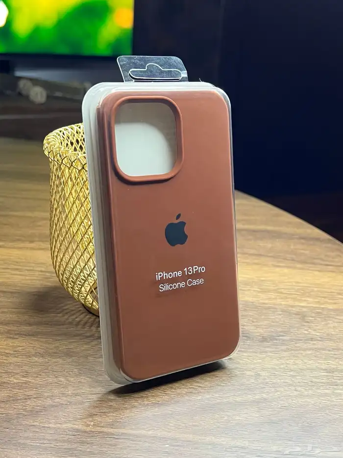 كفرات ايفون 13 سيلكون طبق الأصل بشعار آبل بسعر مميز 12