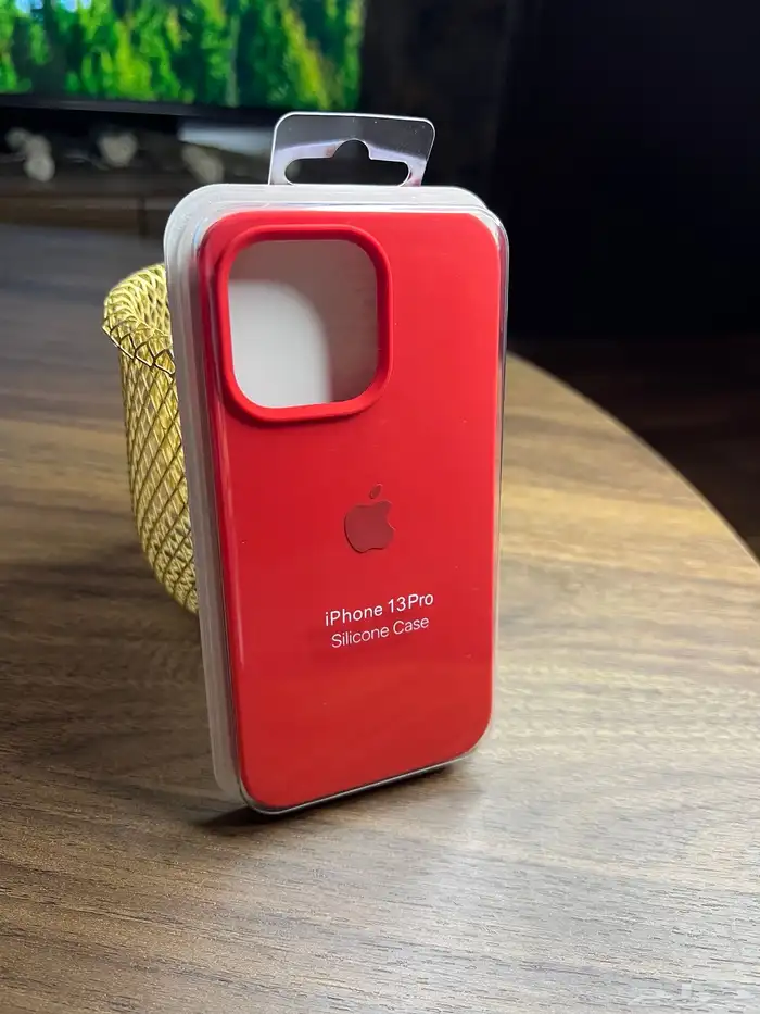 كفرات ايفون 13 سيلكون طبق الأصل بشعار آبل بسعر مميز 10