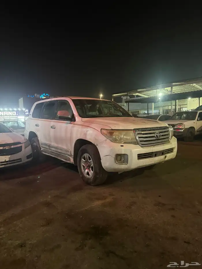 قطع غيار جيب لاندكروزر 2008-2015 تشليح المتخصص 6