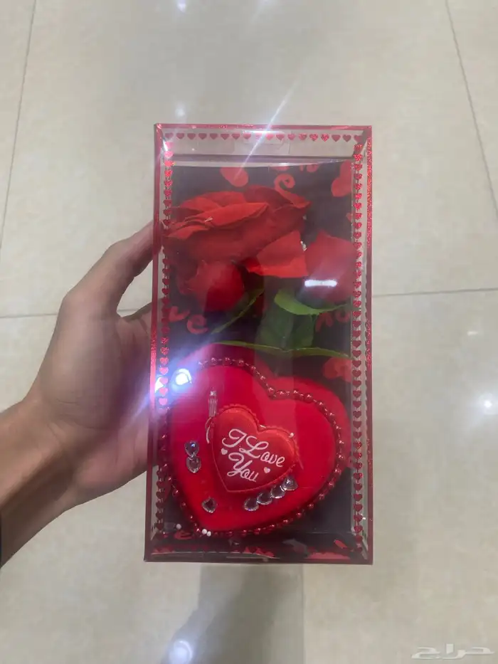 يوجد لدينا منتجات كميات محدوده ولي يبي طلب في كميه 3