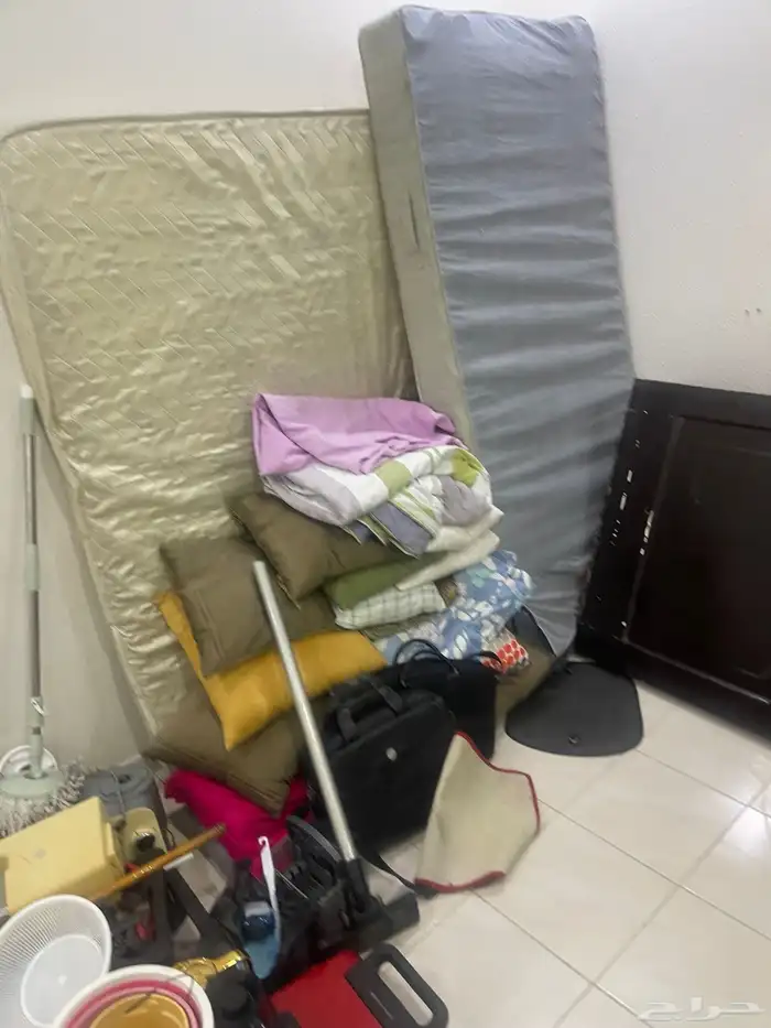 عفش بيت للبيع غرفه نوم و مطبخ و اجهزه و سخان 12