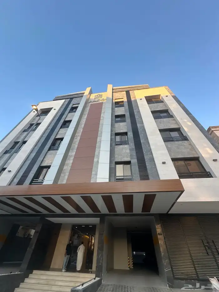 شقق تمليك 5 غرف VIP في بطحاء قريش في افضل المواقع 0