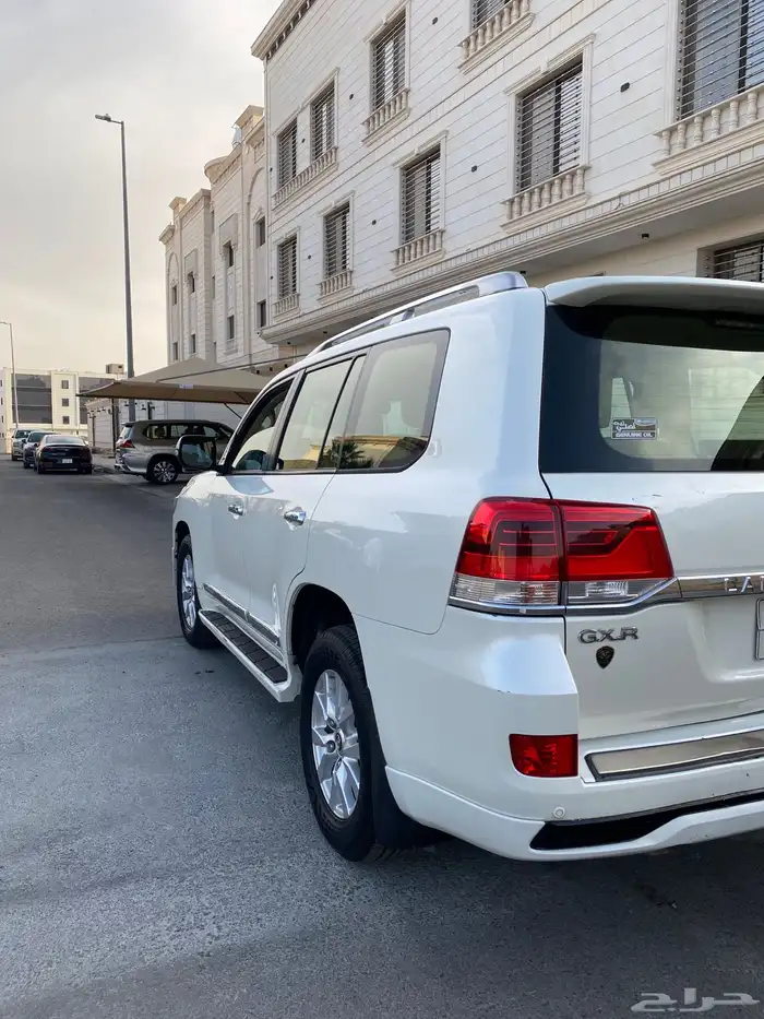 جيب لاندكروزر 2018 GXR3 6