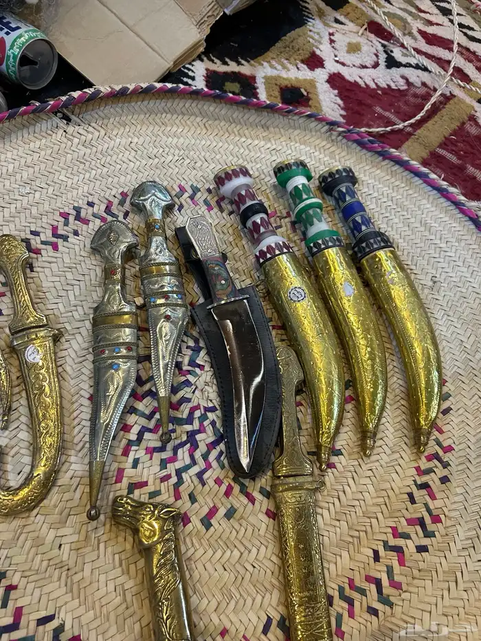 للبيع خناجر هوشان وخناجر المشهوره بباب الحاره 0