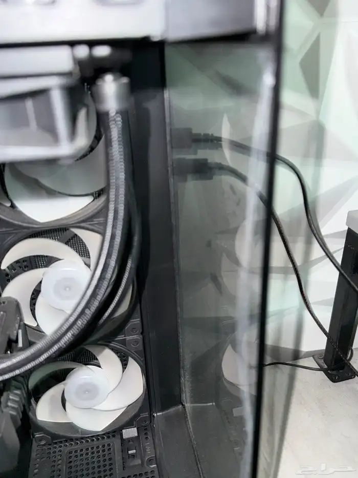 بي سي جديد على قراطيسه للبيع 1