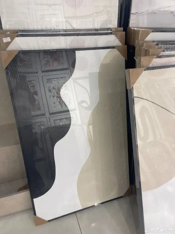 لوحات جدارية ( توصيل مجانا ) 23