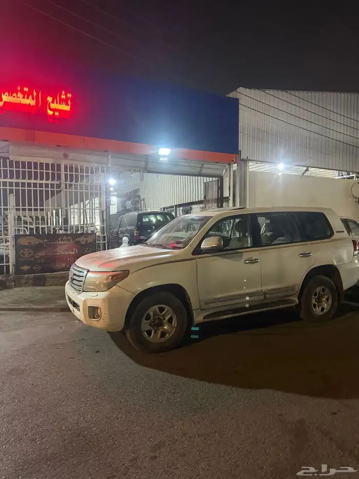 قطع غيار جيب لاندكروزر 2008-2015 تشليح المتخصص 2