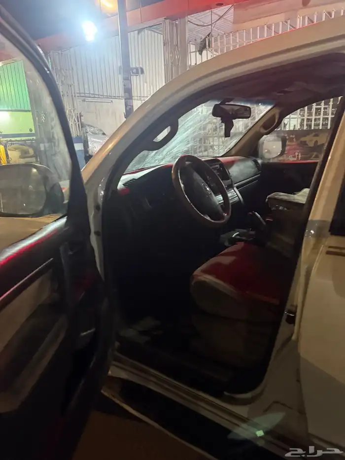 قطع غيار جيب لاندكروزر 2008-2015 تشليح المتخصص 4