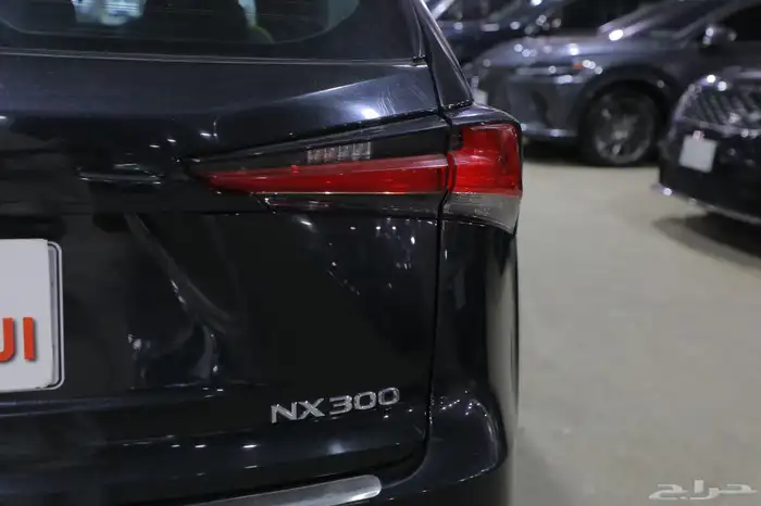 لكزس NX 300 فل كامل موديل 2021 8