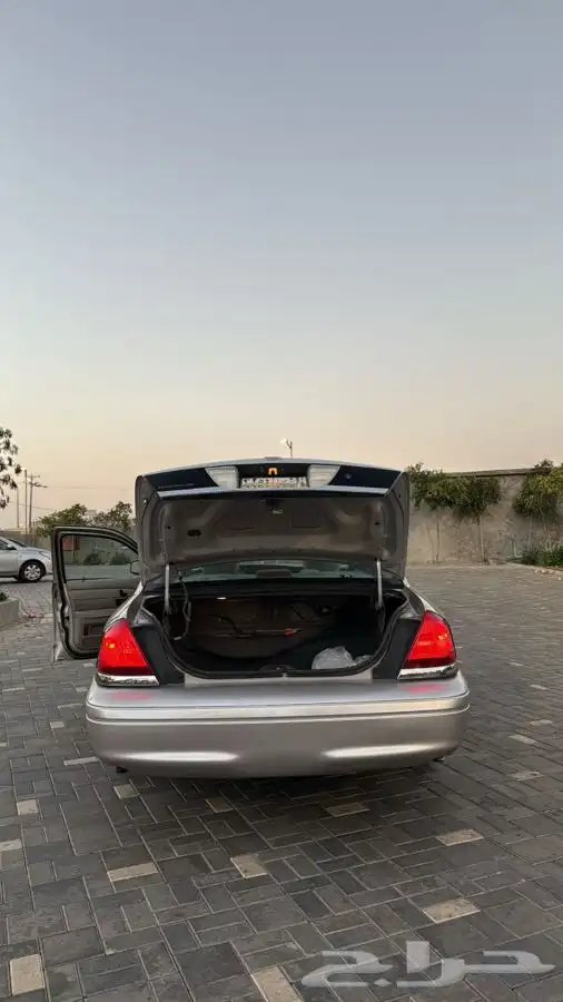 فورد فكتوريا 2011 24