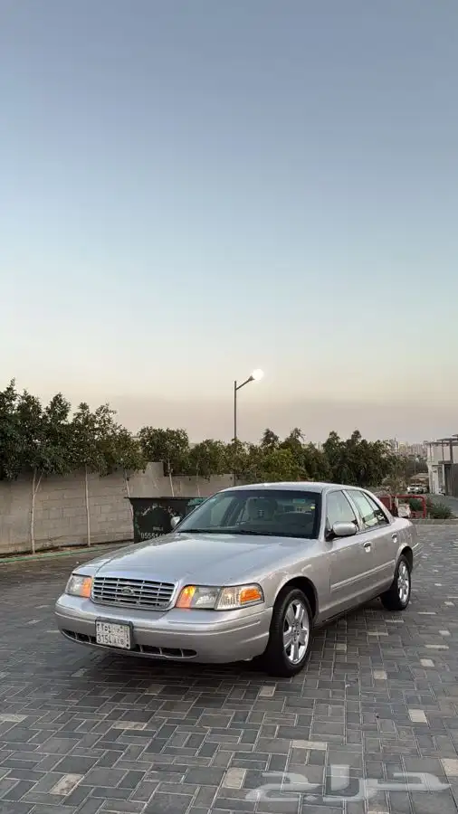 فورد فكتوريا 2011 3