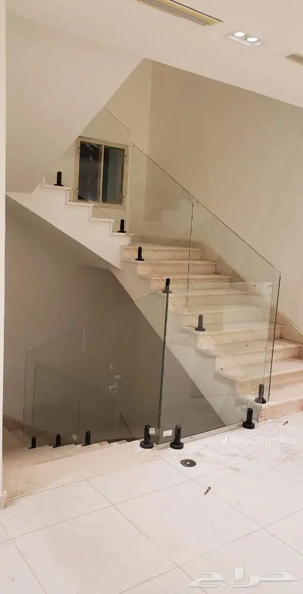 زجاج سكريت حرار دربزين ومحلات وبلكونات 8