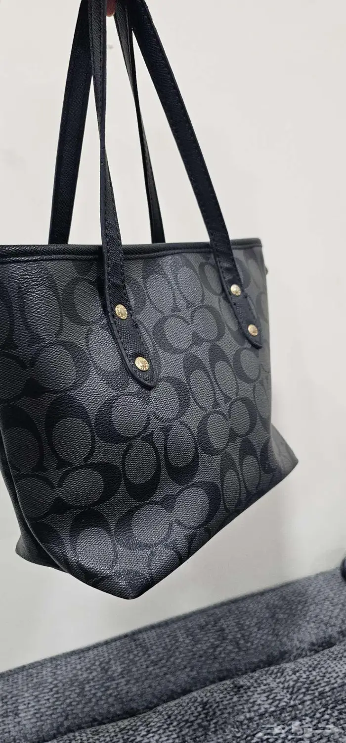 شنطة قوتش مستعملة نظيفة 7