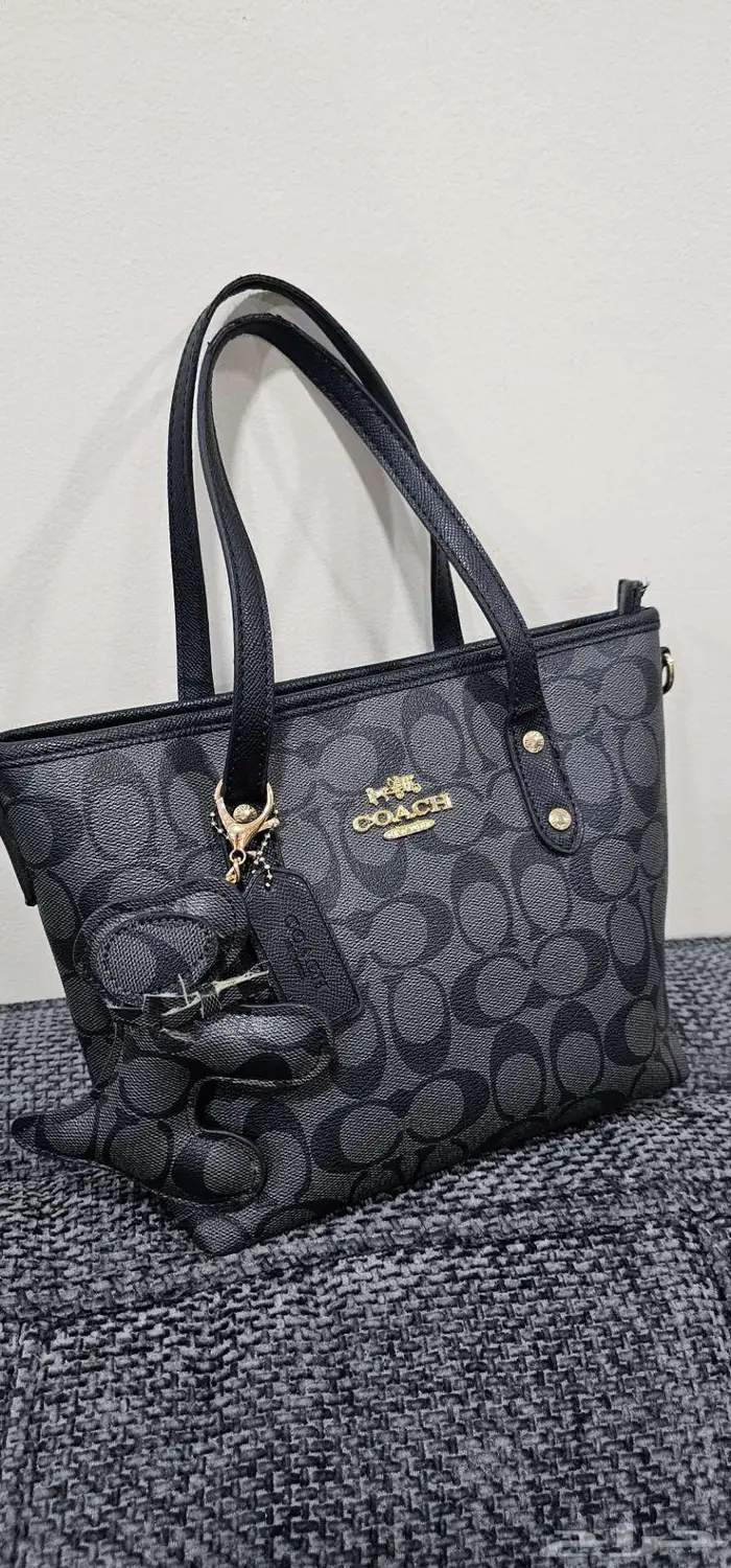 شنطة قوتش مستعملة نظيفة 2