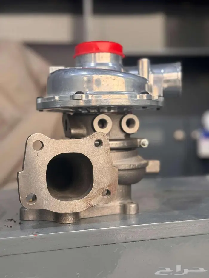 للبيع تيربو ايسوزو حفار بوكلين هيتاتشي 3