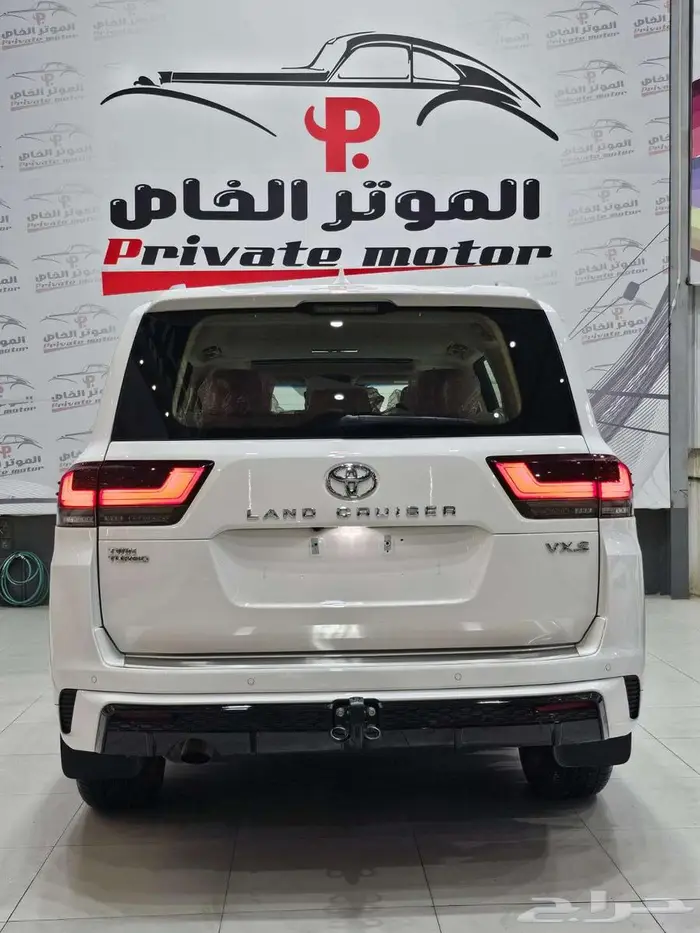 تويوتا لاندكروزر VXS موديل 2022 ( فل كامل اعلى فئه ) 3