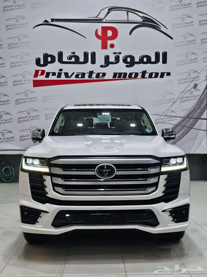 تويوتا لاندكروزر VXS موديل 2022 ( فل كامل اعلى فئه ) 0