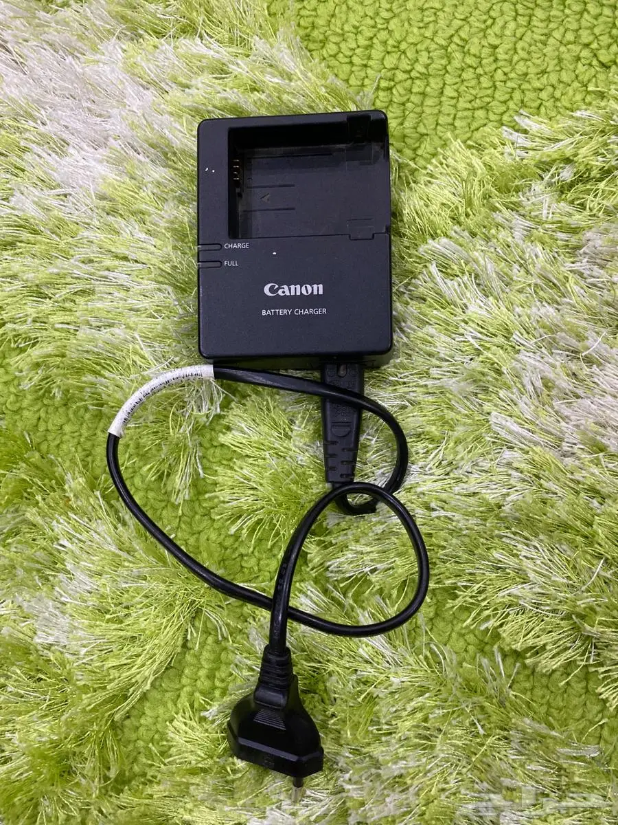 كاميرا كانون 650d مع عدسات مع ترايبود براس كروي 3