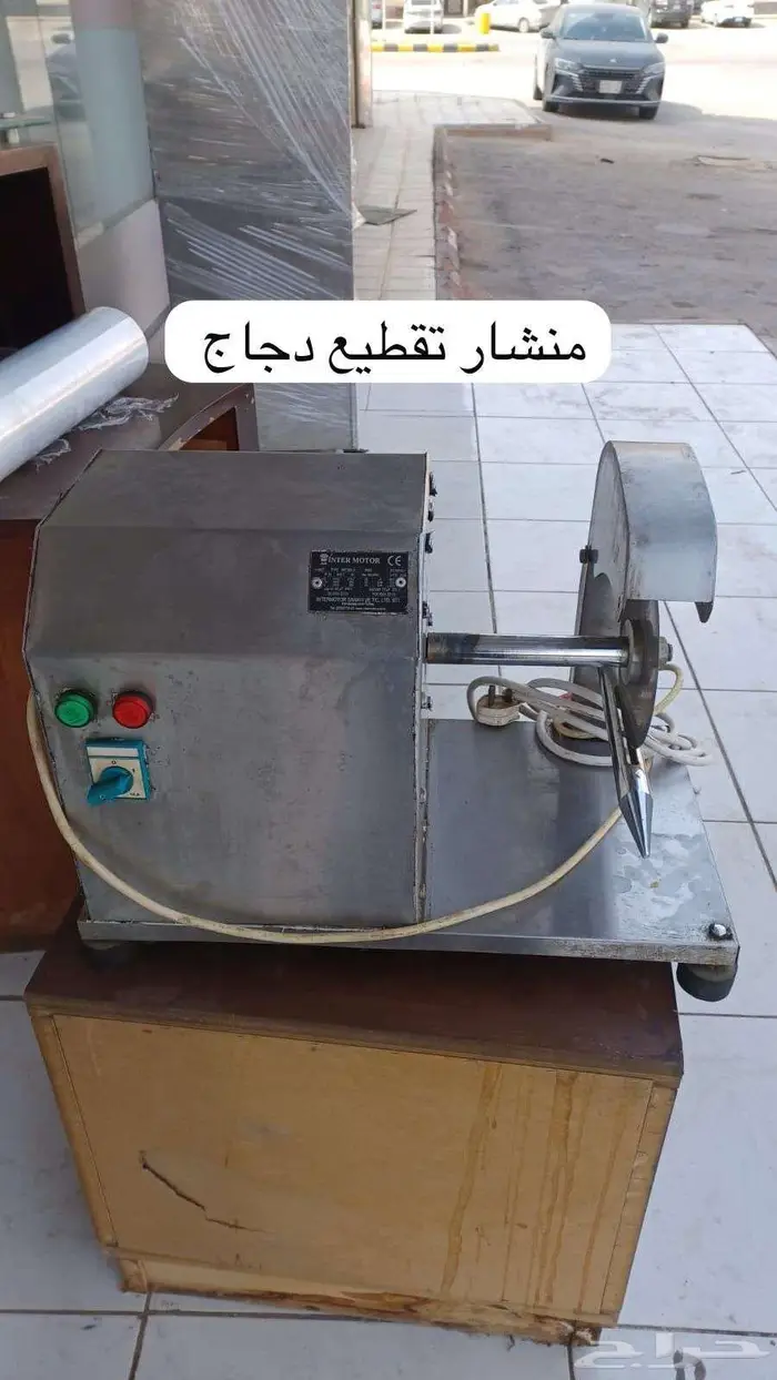 معدات مطعم نظيفة جدا و بحالة جيدة للبيع كاملة أو تجزئة 0