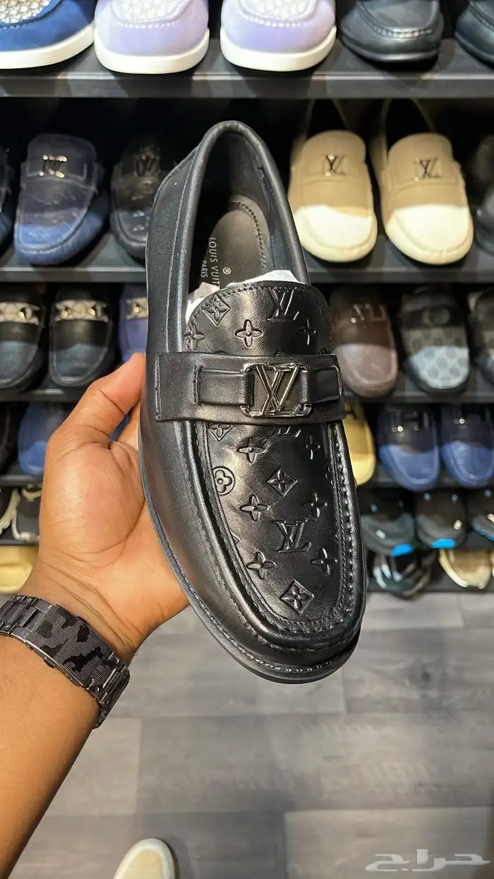 جزم رجاليه كلاسيكيه ماركات 30