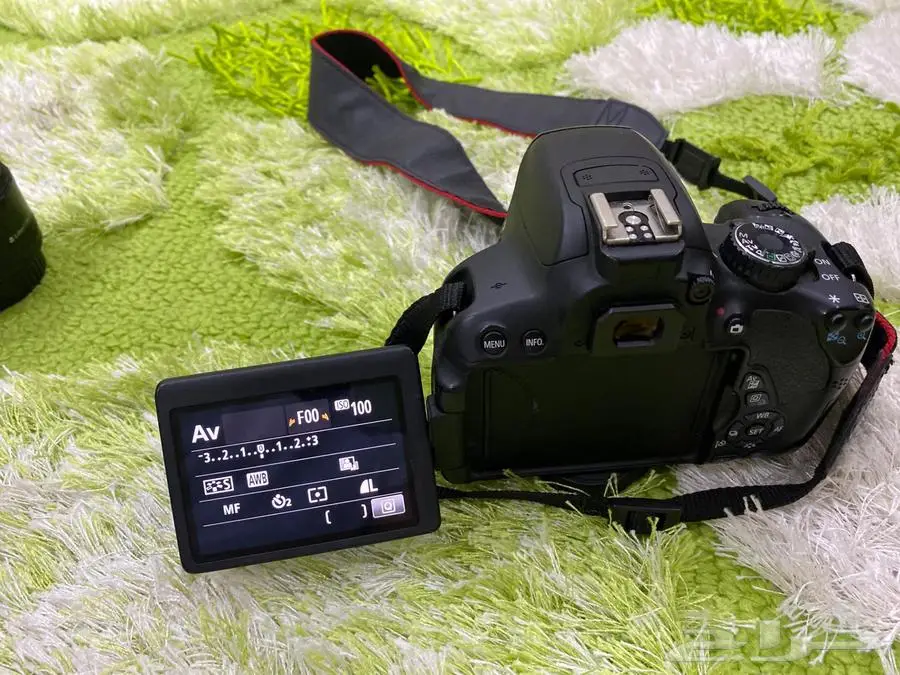 كاميرا كانون 650d مع عدسات مع ترايبود براس كروي 9