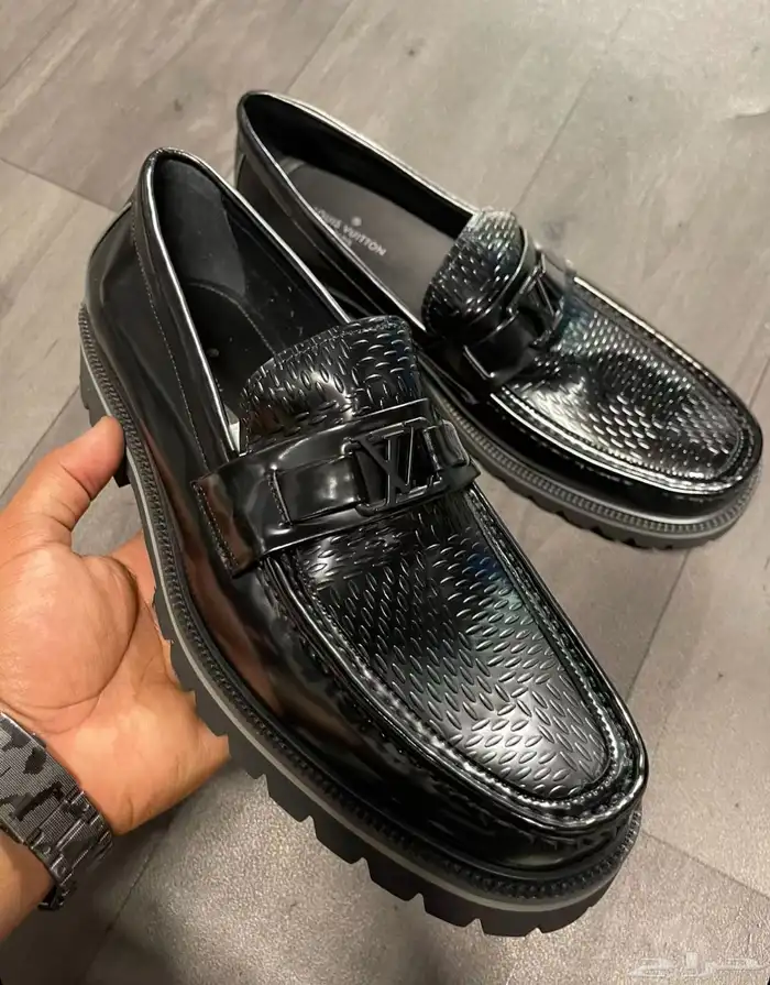 جزم لويس فيتون رجالي 2