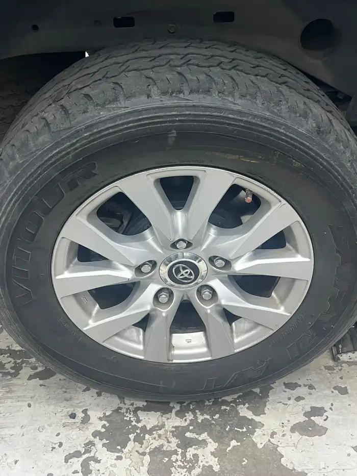 كفرات بدون جنط مقاس   285   60   18 2