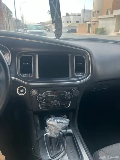 دودج تشارجر 8