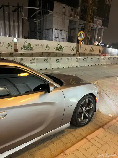 دودج تشارجر 4