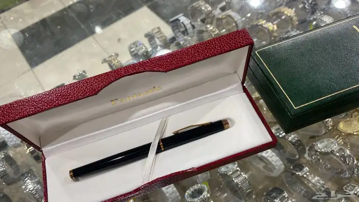 علب اقلام مفرد جلد فاخرة صغيرة وكبيرة بريالين العلبة 12