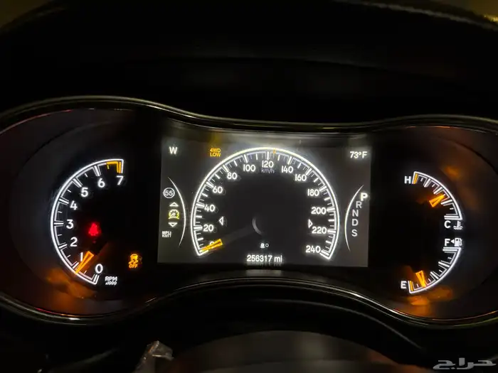 Jeep Grand Cherokee Loredo جيب جراند شيروكي لوريدو 29