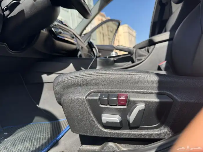 بي ام دبليو 320D BMW 50