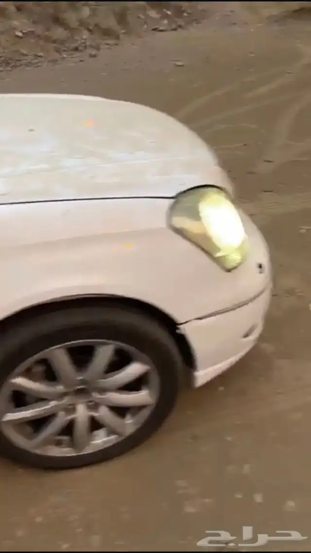 (بدي لكزس LS430 موديل 2003) بدي فقط ب2000 ريال فقط 1