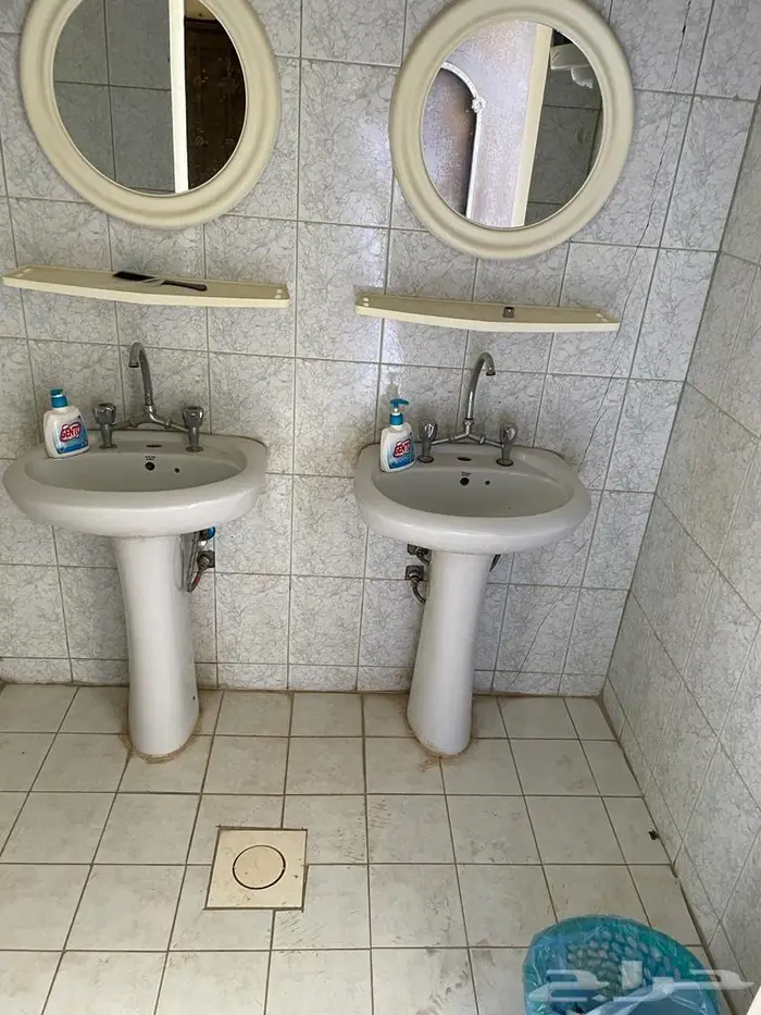 للبيع راجع اعلاني 12