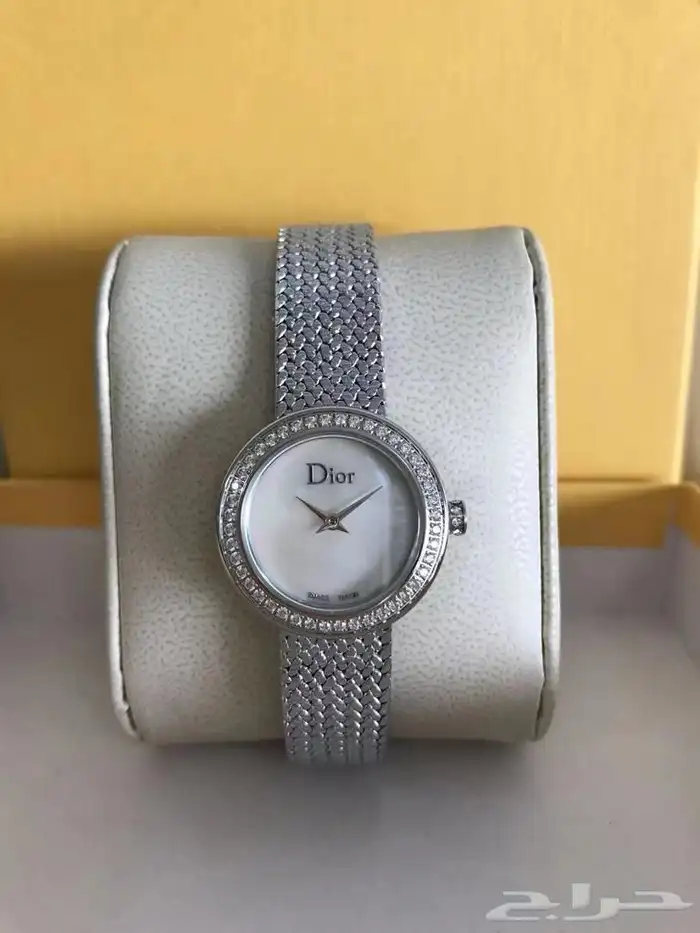 ساعات نسائيه تقليد ماركه شبه الاصل مع الملحقات 14
