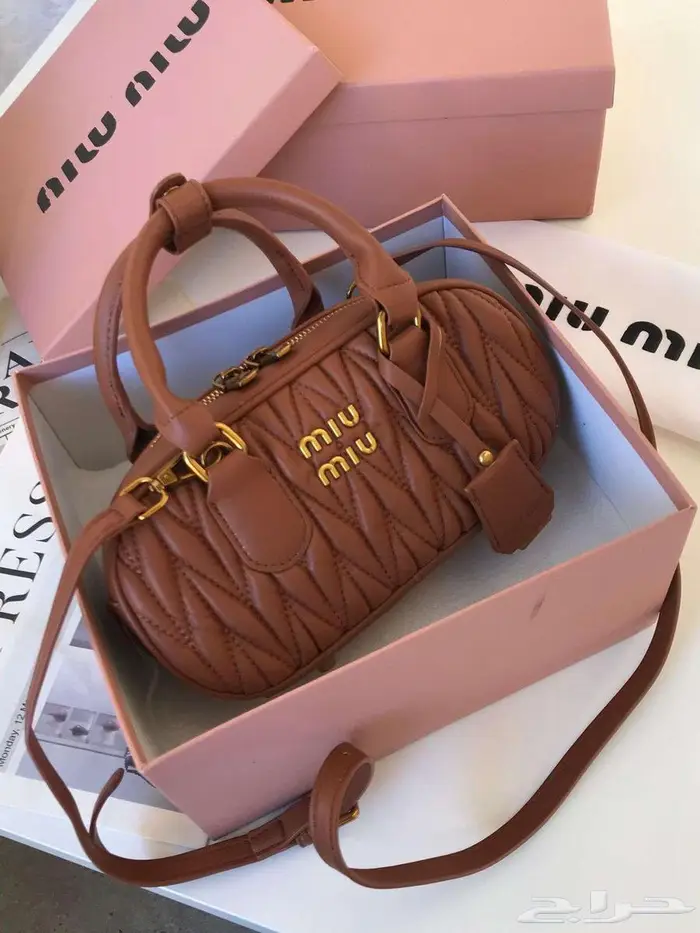 ميو ميو شنط الاكثر شهرة شنطة ماركة MIU MIU شنطات هاي كوالتي 10