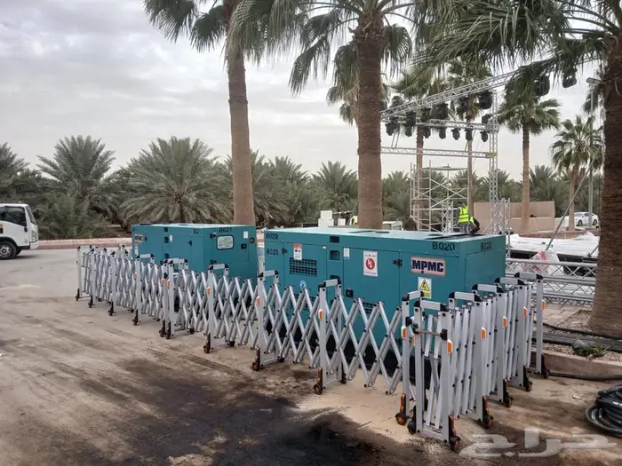 لتاجير مولدات الكهرباء والتورلايت 0