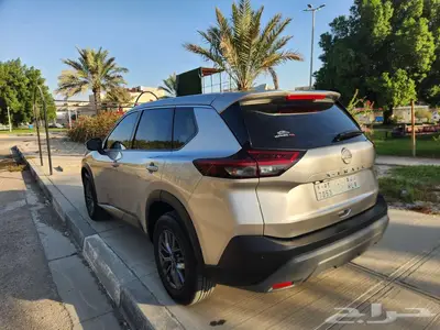 نيسان اكستريل 2024 شبه جديد (( تم البيع )) 24