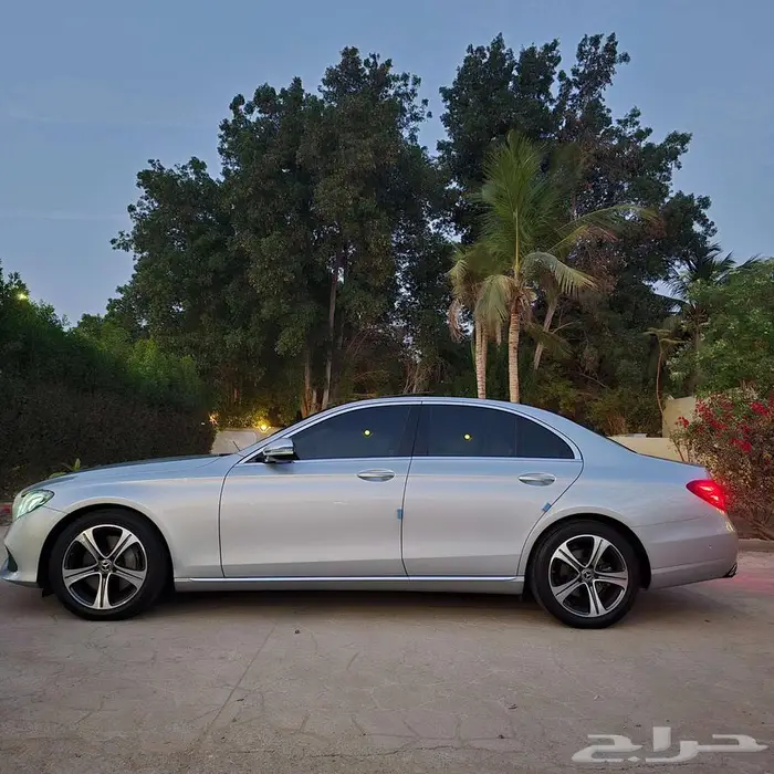 مرسيدس E300 2019 تم البيع 4