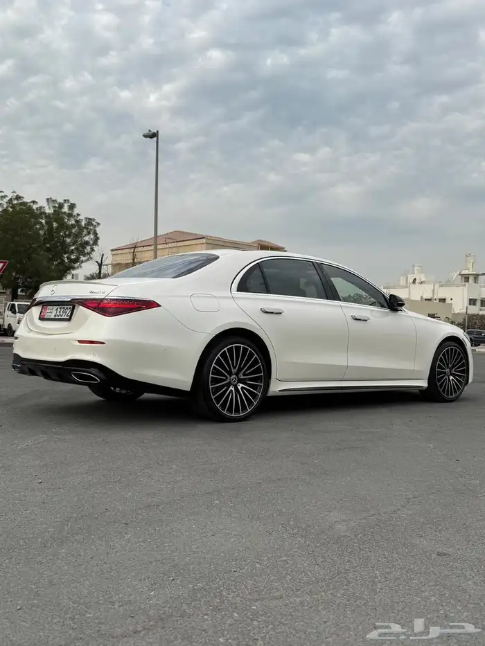 مرسيدس S580 موديل 2022 وارد امريكا بدبي 3