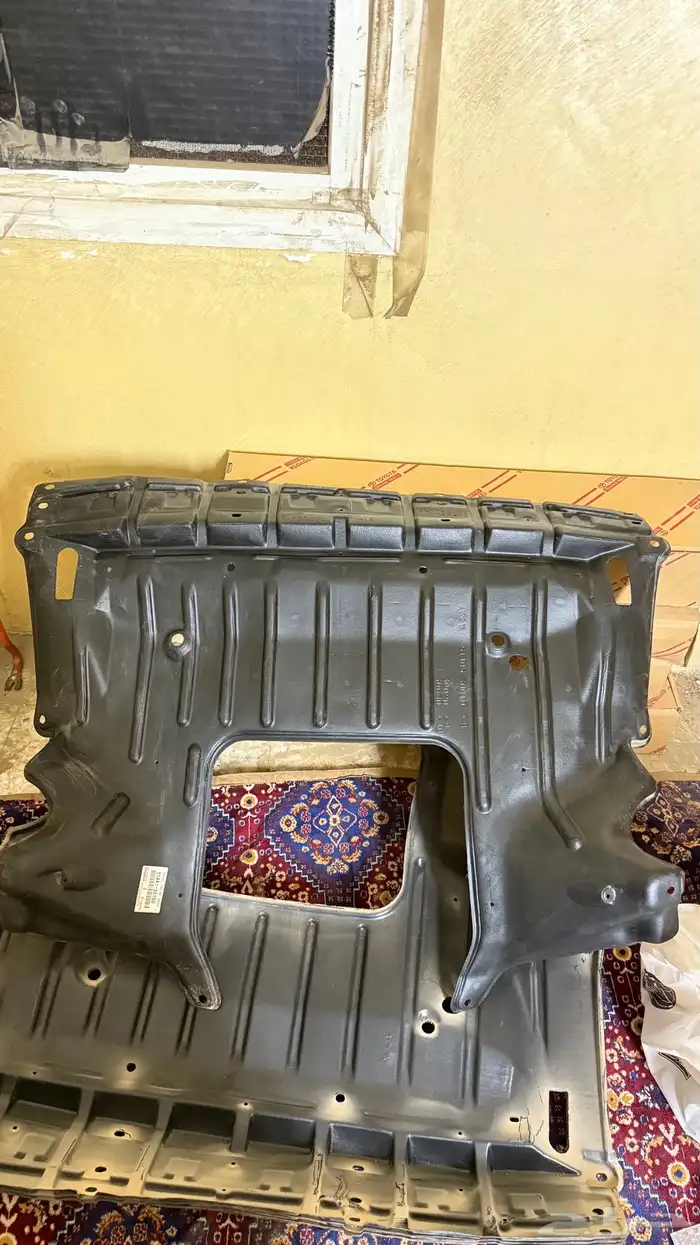 بطانة مكينة تايوتا كراون 98 0
