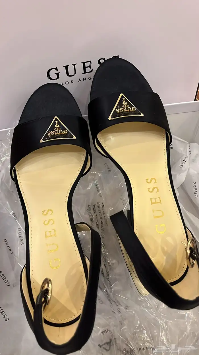 شوز GUESS اصلي 1