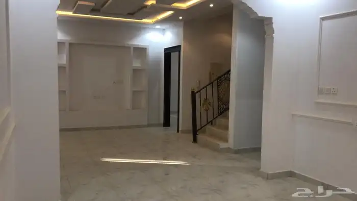 فيلا دبلكس للبيع حي عكاظ 300 مترDuplex villa for sale 5