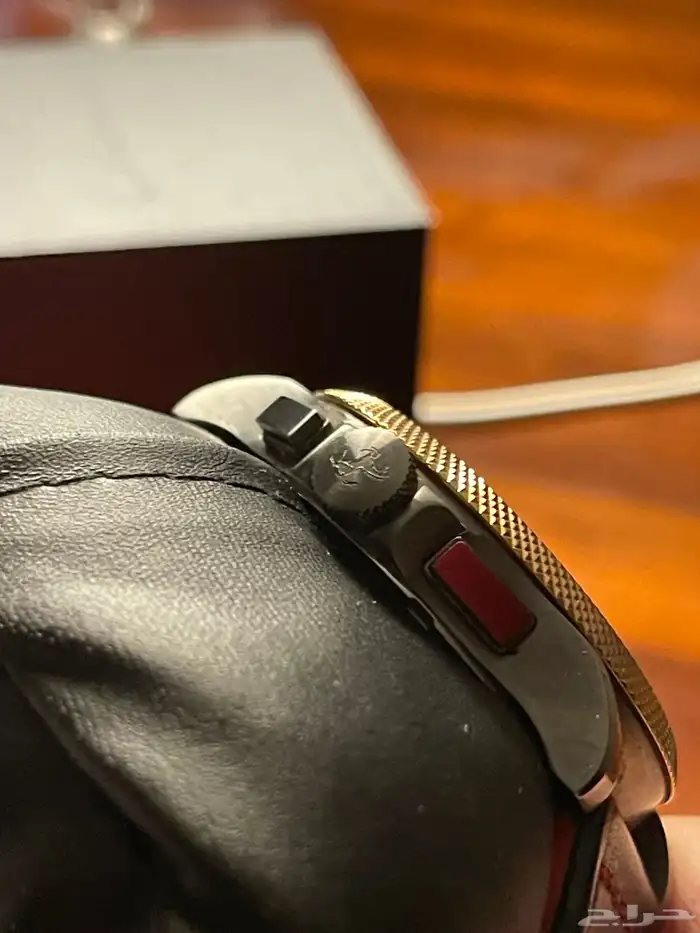 ساعة فيراري 6