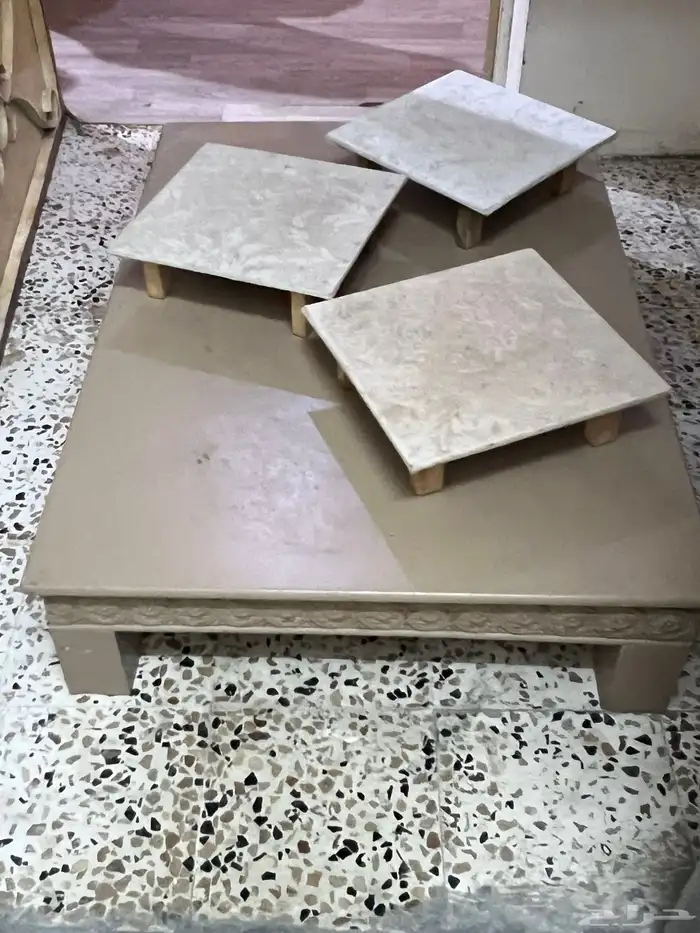 طاولات ارضيه للبيع 2