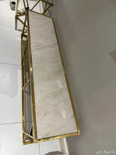 طاولة تلفزيون مستعمله 1